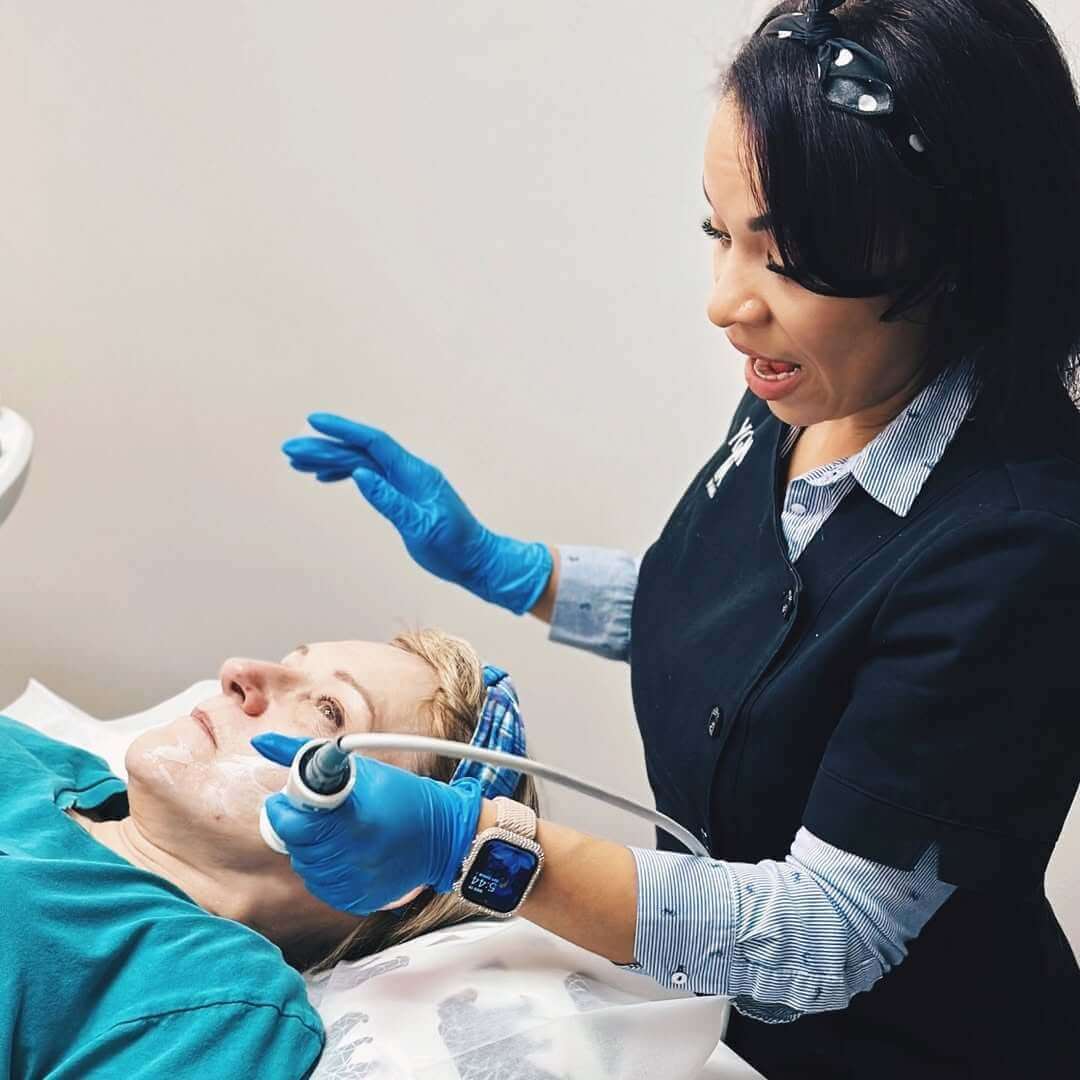 Good Skin Habit’s owner sharing her positive experience with Paystone services